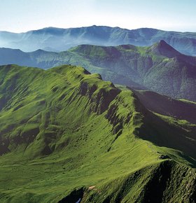 7404-cantal-puy-mary-volcan-du-cantal